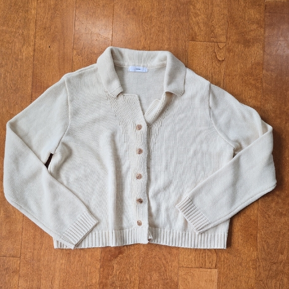 Sweaters - Women's FOUND cream cardigan see pics for sizing